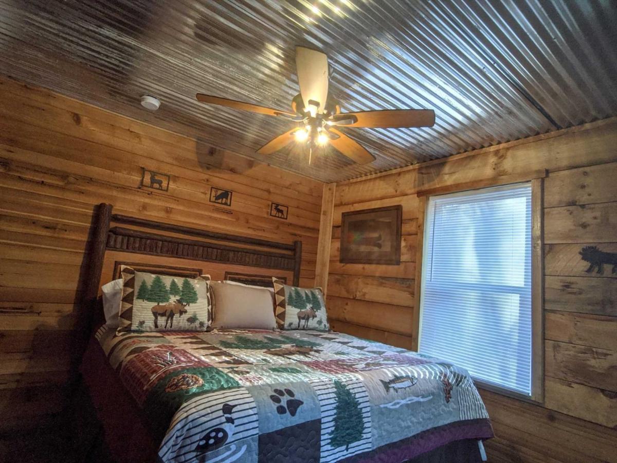 Deep Creek Hideaway Cabin Bryson City Exterior photo
