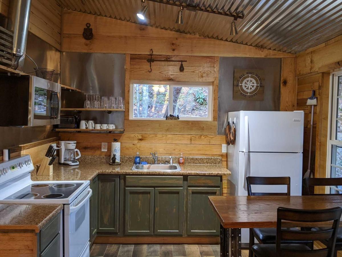 Deep Creek Hideaway Cabin Bryson City Exterior photo